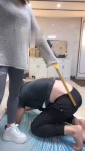 【沐阳大小姐】挑战鞭打+耳光+sp bf17898_绳艺库视频下载