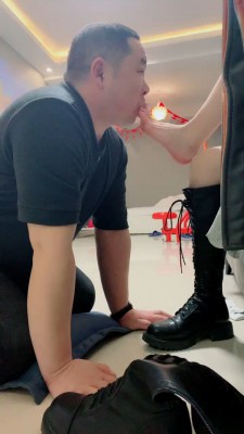 套路直播视频【精神小妹】迷恋裸足的班主任 bf25843_绳艺库视频下载