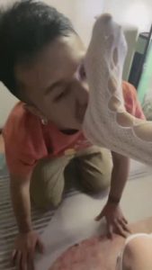 【桃欣情侣】绿帽狗伺候情侣爸妈 bf13640_绳艺库视频下载