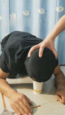 【月玖儿】情侣奴强迫绿帽狗吃脏东西 bf12925_绳艺库视频下载