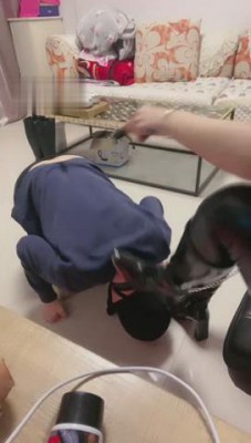 【初见】舔鞋/狗盘喂食/鞋油/圣水混合 bf10266_绳艺库视频下载