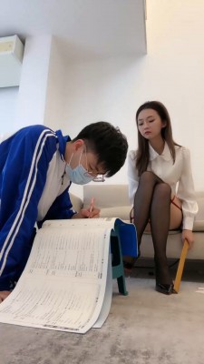 【一茶】御姐家教tj高中生 bf20597_绳艺库视频下载