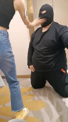 【金桔小主】虐胖狗-耳光/踩踏/舔脚/SP bf11251_绳艺库视频下载