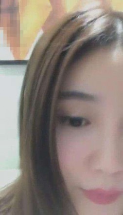 vivi女神最新玩弄艺术男女奴践踏吃口水_绳艺库视频下载