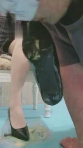 【美柠】狗嘴狂吃垃圾-喂食浓痰 bf3459_绳艺库视频下载