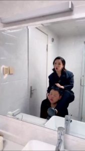 套路直播视频【潘妮女王】人体鞋刷面试家奴 bf26031_绳艺库视频下载