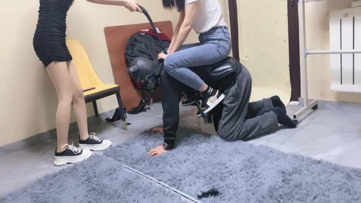 套路直播视频【安琪】姐妹花驯骑马奴专场/耳光转胯 bf25789_绳艺库视频下载