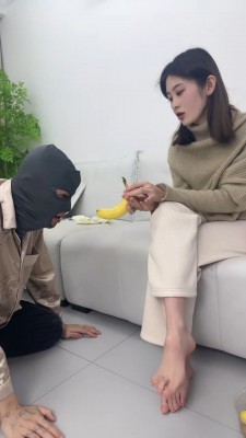 套路直播视频【狗哥】重口-踩踏食物喂食 bf26395_绳艺库视频下载