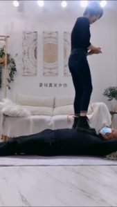 套路直播视频【武汉好运女王】重度全体重踩踏 bf25340_绳艺库视频下载