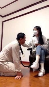 【申小悦】小白鞋学生-强迫喝圣水/虐打/白袜塞嘴 bf27746_绳艺库视频下载