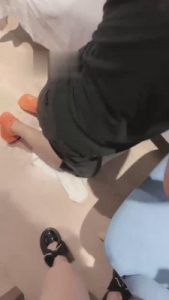 【不期而遇】藤条抽哭母畜 bf15341_绳艺库视频下载