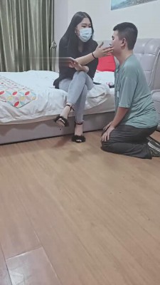 【重庆男神】素人小姐姐鞭打/踩踏专场 bf11497_绳艺库视频下载