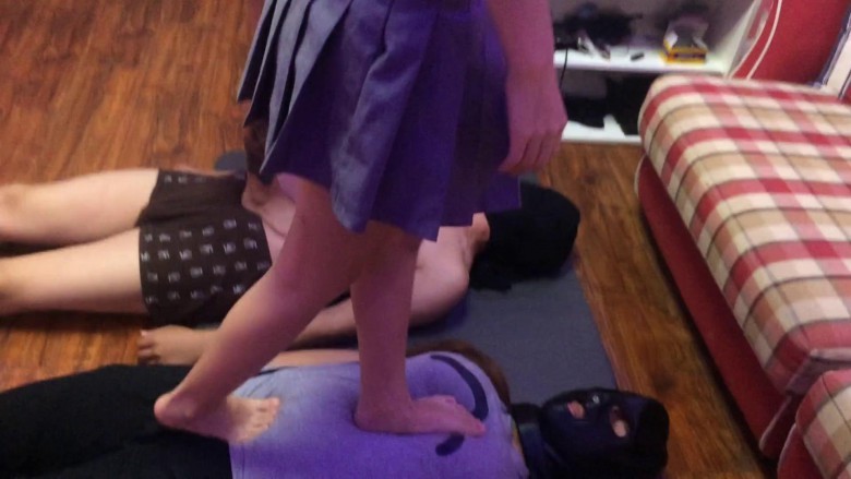 冰灵仙儿 爆踩狗男女_绳艺库视频下载