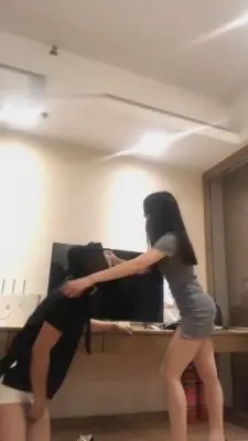 【月影儿】羞辱重度耳光脚专场 G-210714-11_绳艺库视频下载