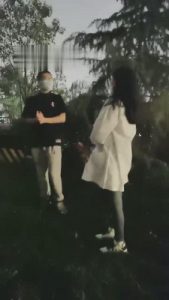 【药神】楼梯间内舔脏鞋调教 bf10988_绳艺库视频下载