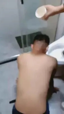 【情侣月儿】强制圣水+圣水泡面 G-210723-41_绳艺库视频下载