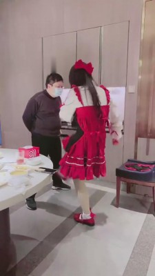 【维妮&维因】双S-海底捞萝莉主遛狗/踢裆【双视角版】 bf7090_绳艺库视频下载