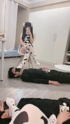 【礼礼大人】脚垫伺候奶牛服妹妹 bf22381_绳艺库视频下载