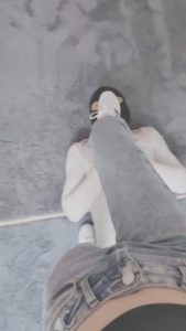 【灵竹】牛仔裤小白鞋开发 bf15012_绳艺库视频下载