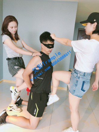 入室变态的悲催_绳艺库视频下载