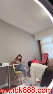 【精神小妹】舔脚专场 bf23525_绳艺库视频下载