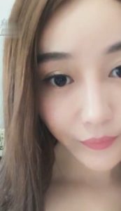 VIVI-第一视角踩舌头_绳艺库视频下载