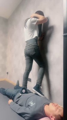 套路直播视频【冷凝大大】健身女教练全体重踩踏 bf24080_绳艺库视频下载