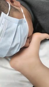 【伊思宁】近距离舔主人的裸足 bf27583_绳艺库视频下载