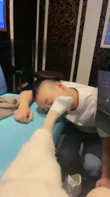【昔沫S】KTV开发素人女S  JS22101001_绳艺库视频下载