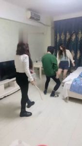 【晴儿】姐妹花狠虐父子奴【双视角版】 bf22185_绳艺库视频下载