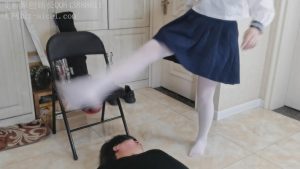 高颜值模特脚耳光 YC-221126-2_绳艺库视频下载