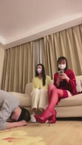 【茹雪】双S-继母带闺蜜玩儿子/小白鞋/高跟 bf8405_绳艺库视频下载