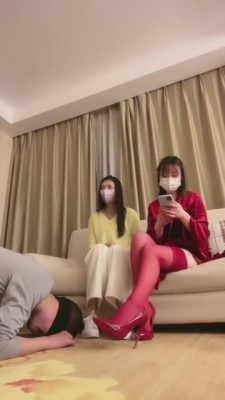 【茹雪】双S-继母带闺蜜玩儿子/小白鞋/高跟 bf8405_绳艺库视频下载