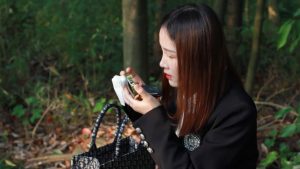 【黑丝诱惑】沐沐首次室外公园调教偶遇路人 YC-220427-6_绳艺库视频下载