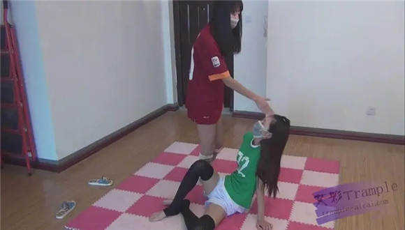 ★lulu和甜儿★女女28-剧情片 造谣的下场 G-NV-118_绳艺库视频下载