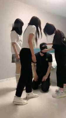 【精神小妹】多人嘴巴子专场 bf13255_绳艺库视频下载