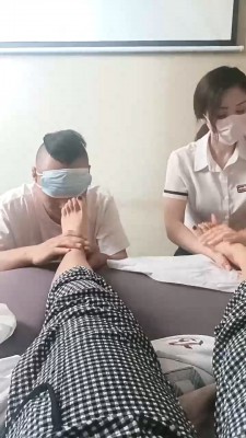 【露可】沐足店开发技师做S bf28002_绳艺库视频下载