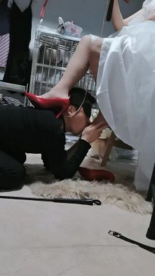 【乐爷】婚纱女王玩游戏 bf14347_绳艺库视频下载