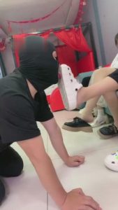 【精神小妹】精彩-女神们的羞辱 bf15071_绳艺库视频下载