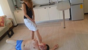 黑冰格斗练习踹肥奴_绳艺库视频下载