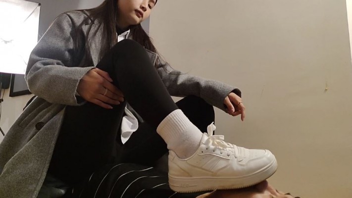 梦晨女王脏鞋底调教 YC-221115_绳艺库视频下载