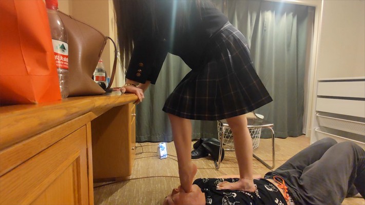 风吟s跳踩脸上蹦迪脚耳光深喉——颜面破坏系列（四） YC-230116-3_绳艺库视频下载