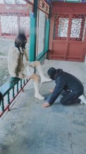 【语晴】户外景点调教恋足狗 bf8185_绳艺库视频下载