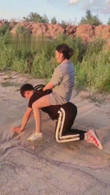 【逗逗】野外泥地骑马专场 bf14657_绳艺库视频下载