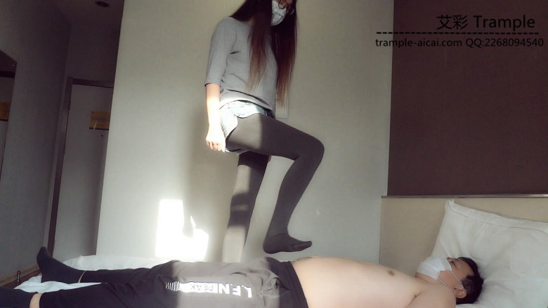 【QD】清欢连裤袜踩祈祷哥_绳艺库视频下载
