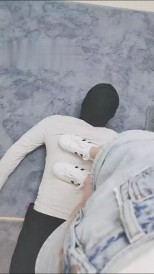 【灵竹】小白鞋开发贱狗 bf14978_绳艺库视频下载