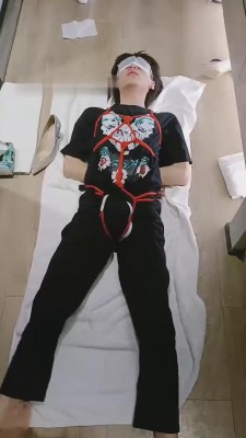 【糖糖老师】五花大绑简单调奶狗 bf14618_绳艺库视频下载