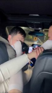 套路直播视频【伊晨】姐妹花开发滴滴司机做狗 bf25322_绳艺库视频下载