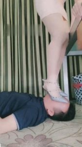 【小贱】高跟+长靴全体重踩+深喉 bf15126_绳艺库视频下载