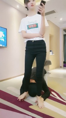 套路直播视频【小小小魔女】超艺术提档到求饶 bf24306_绳艺库视频下载